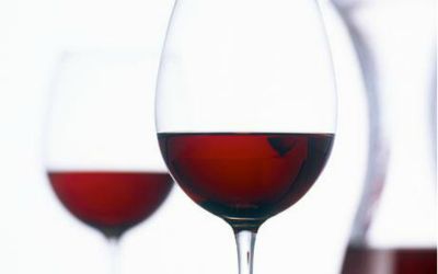 Μας κάνει τελικά καλό το κόκκινο κρασί;