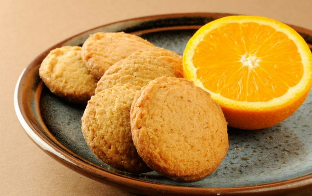 Μπισκότα με γιαούρτι και πορτοκάλι