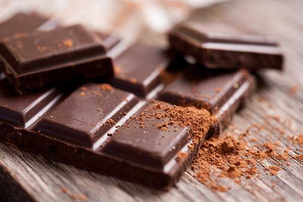 Η επιστήμη απεφάνθη: Οσοι τρώνε σοκολάτα είναι πιο έξυπνοι!