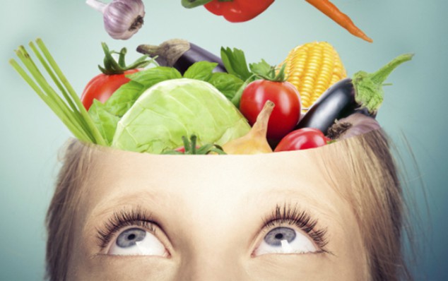 «Η δίαιτα του μυαλού»: Tι περιλαμβάνει η δίαιτα που προλαμβάνει την άνοια και το Αλτσχάιμερ;