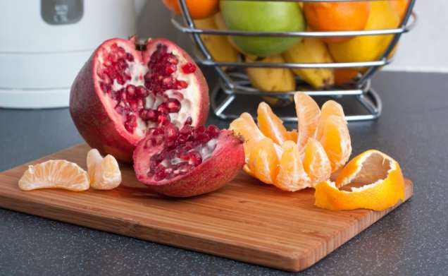 Χειμωνιάτικα φρούτα: οι θρεπτικές τους ιδιότητες με μια ματιά