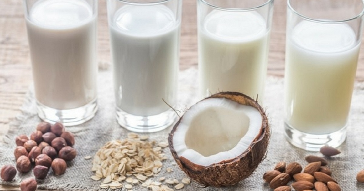 Τα τρία σημεία που πρέπει να προσέχετε όταν διαλέγετε φυτικό «γάλα»