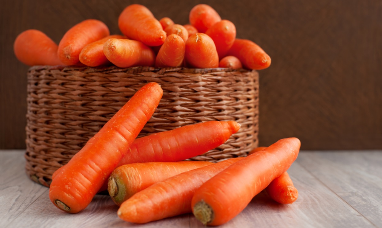 Πώς ωφελούν τα καρότα και ο χυμός τους – Θρεπτικά συστατικά