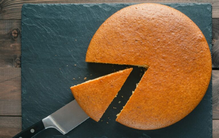 Κέικ πορτοκαλιού χωρίς μίξερ