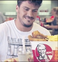 Viral video της αλυσίδας εστιατορίων KFC