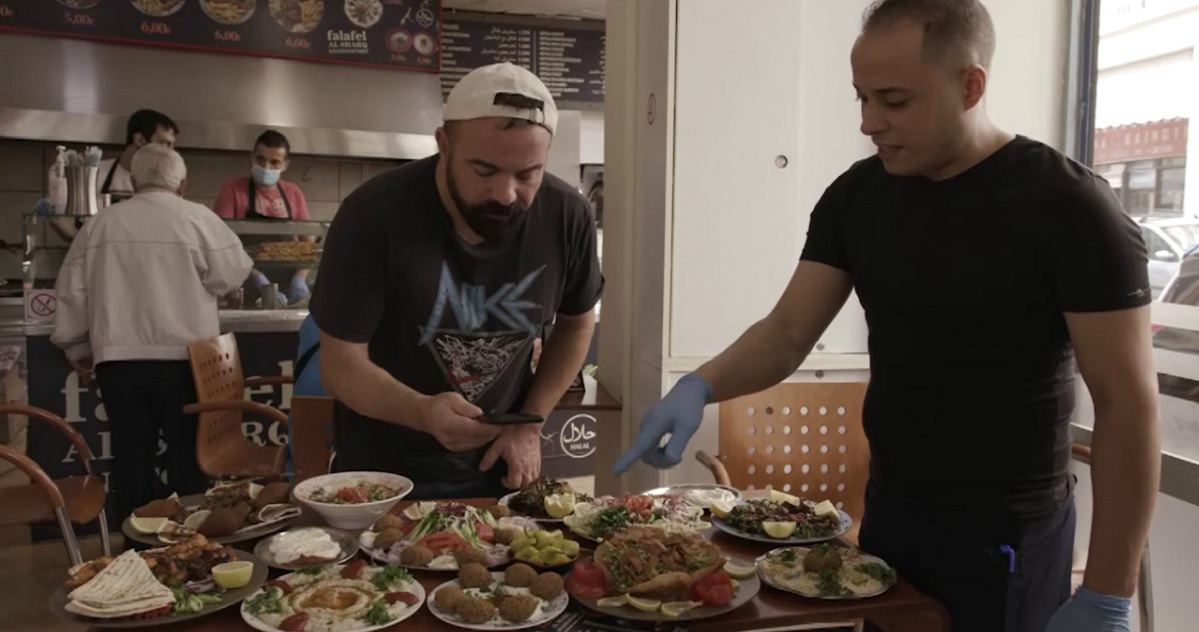 Κλεινόν άστυ – Κουζίνες του κόσμου στην Αθήνα (λινκ προβολής)
