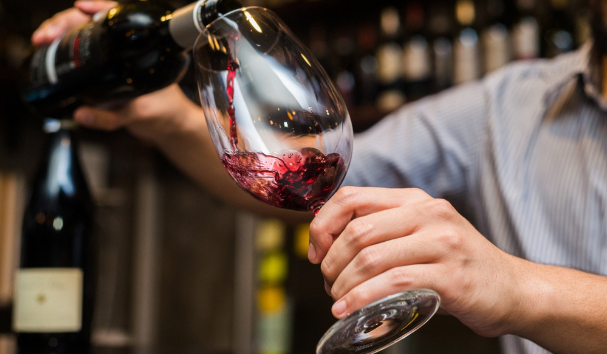 IWSR: Τα 207 δισ. δολάρια θα φτάσει η αξίας της παγκόσμιας αγοράς κρασιού το 2022