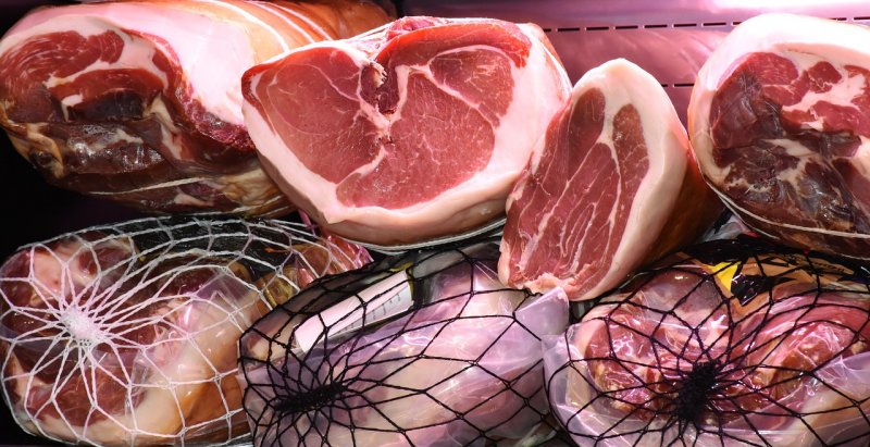 Κατάσχεση 300 κιλών ακατάλληλου κρέατος σε κρεοπωλείο στη Νίκαια