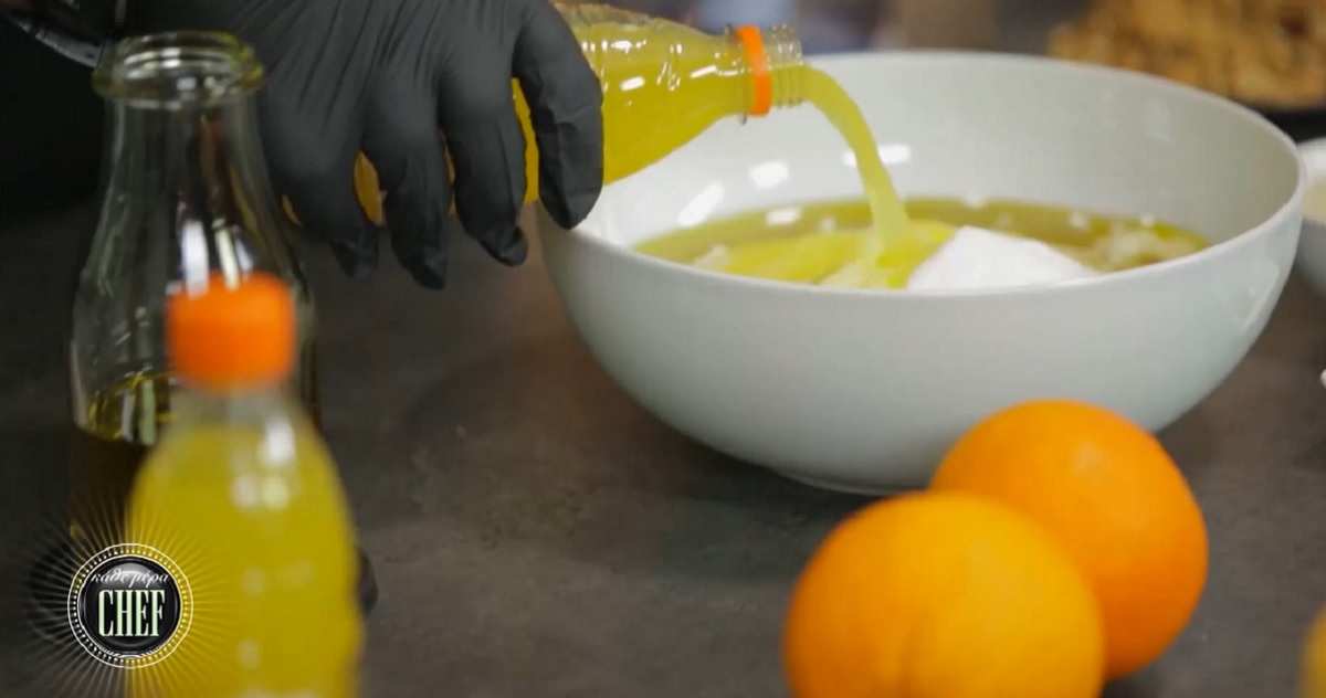 Νηστίσιμη ζύμη με πορτοκαλάδα του Βαγγέλη Δρίσκα (Βίντεο)