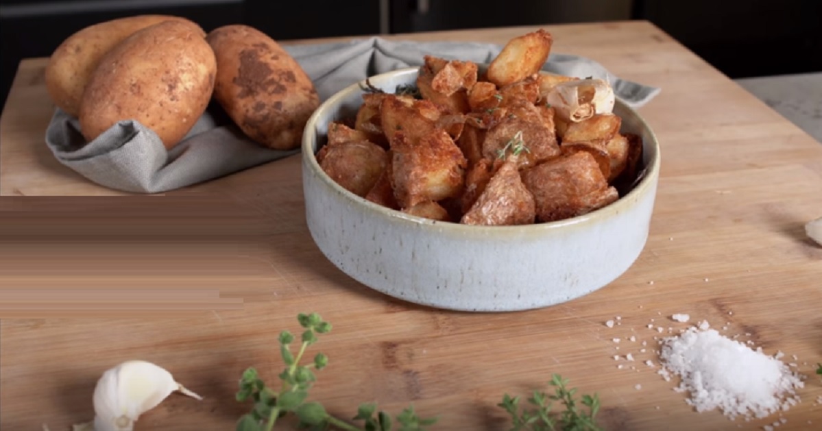 Τραγανές πατάτες τηγανητές με τον τρόπο του Πάνου Ιωαννίδη (Βίντεο)