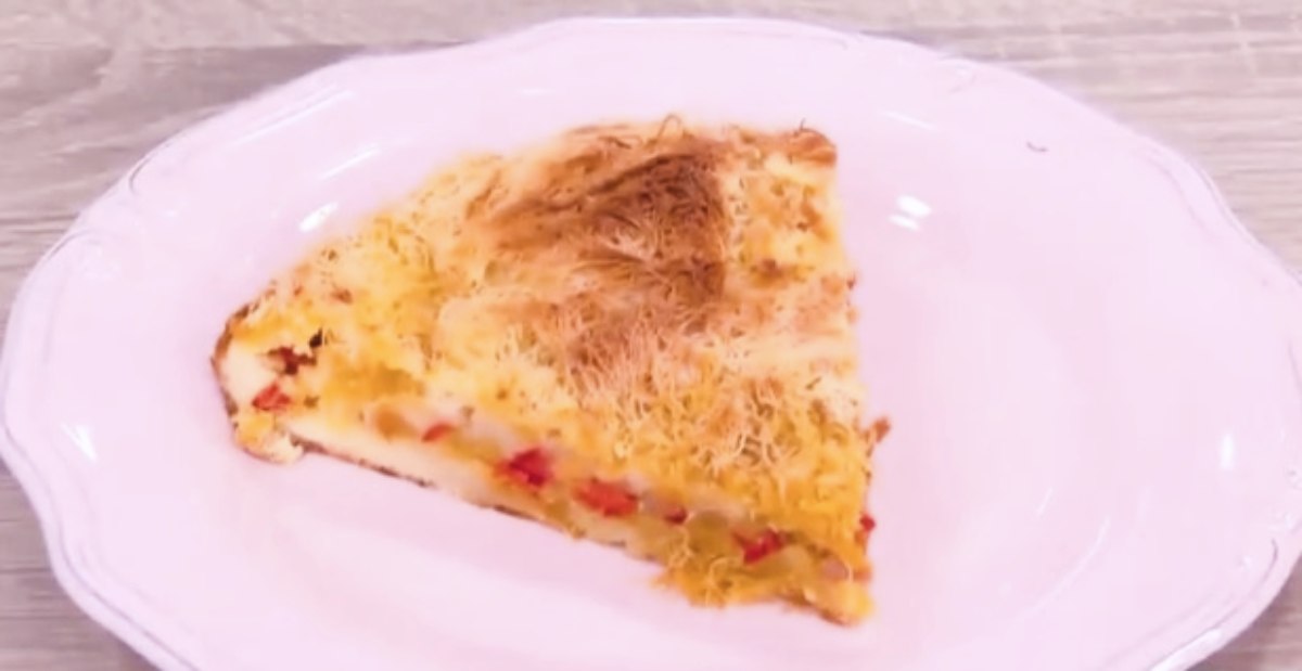Πιπερόπιτα με μπέικον και τυρί σε φύλλο κανταΐφι (Βίντεο)