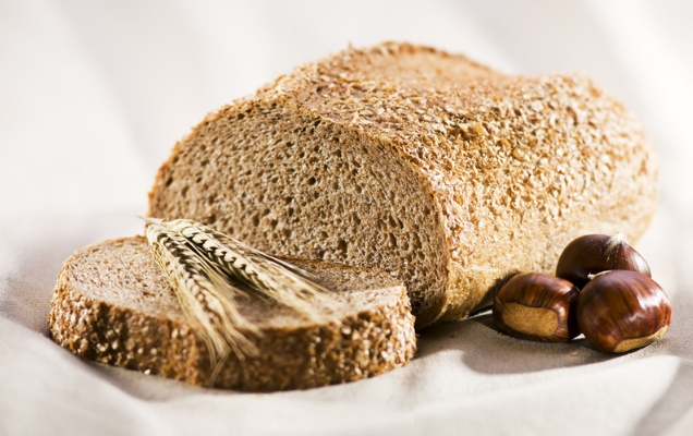 «Ψωμί από δέντρα» – Δυο ΤΕΙ έβαλαν σκοπό να αξιοποιήσουν τα ελληνικά κάστανα