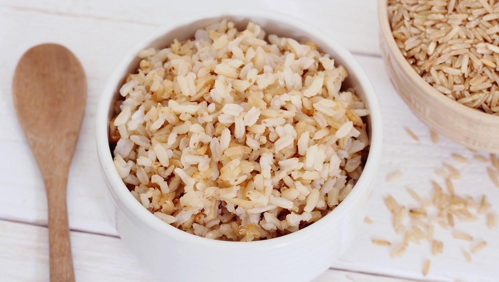 Υγιεινή διατροφή: 7 λόγοι να πεις «ναι» στο καστανό ρύζι