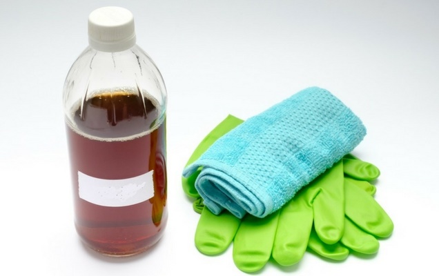 6 πράγματα που δεν πρέπει ποτέ να προσπαθήσετε να καθαρίσετε με ξίδι