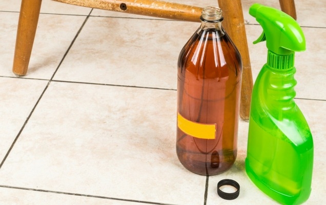 8 πράγματα που μπορείτε να καθαρίσετε με ξίδι