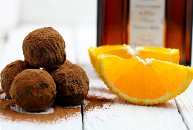 Ποιοι γιορτάζουν σήμερα, 25 Νοεμβρίου – Γλυκάκι για τα «Χρόνια Πολλά»